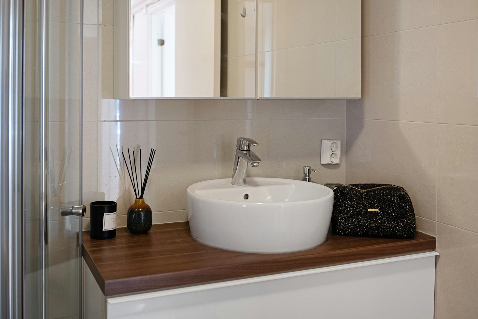 Bathroom renovation Warragul - area longwarry